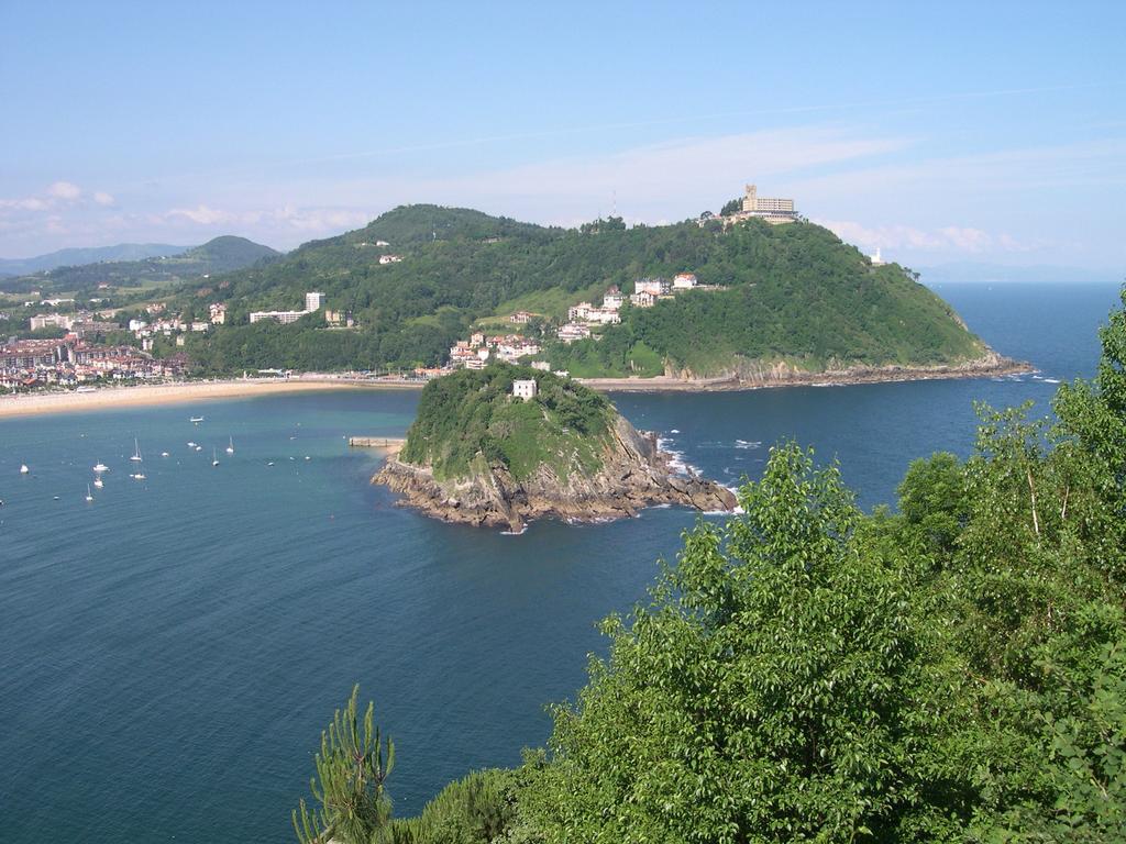 Apartamentos Grosen San Sebastián Kültér fotó
